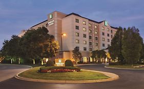 The Embassy Suites Louisville Ky